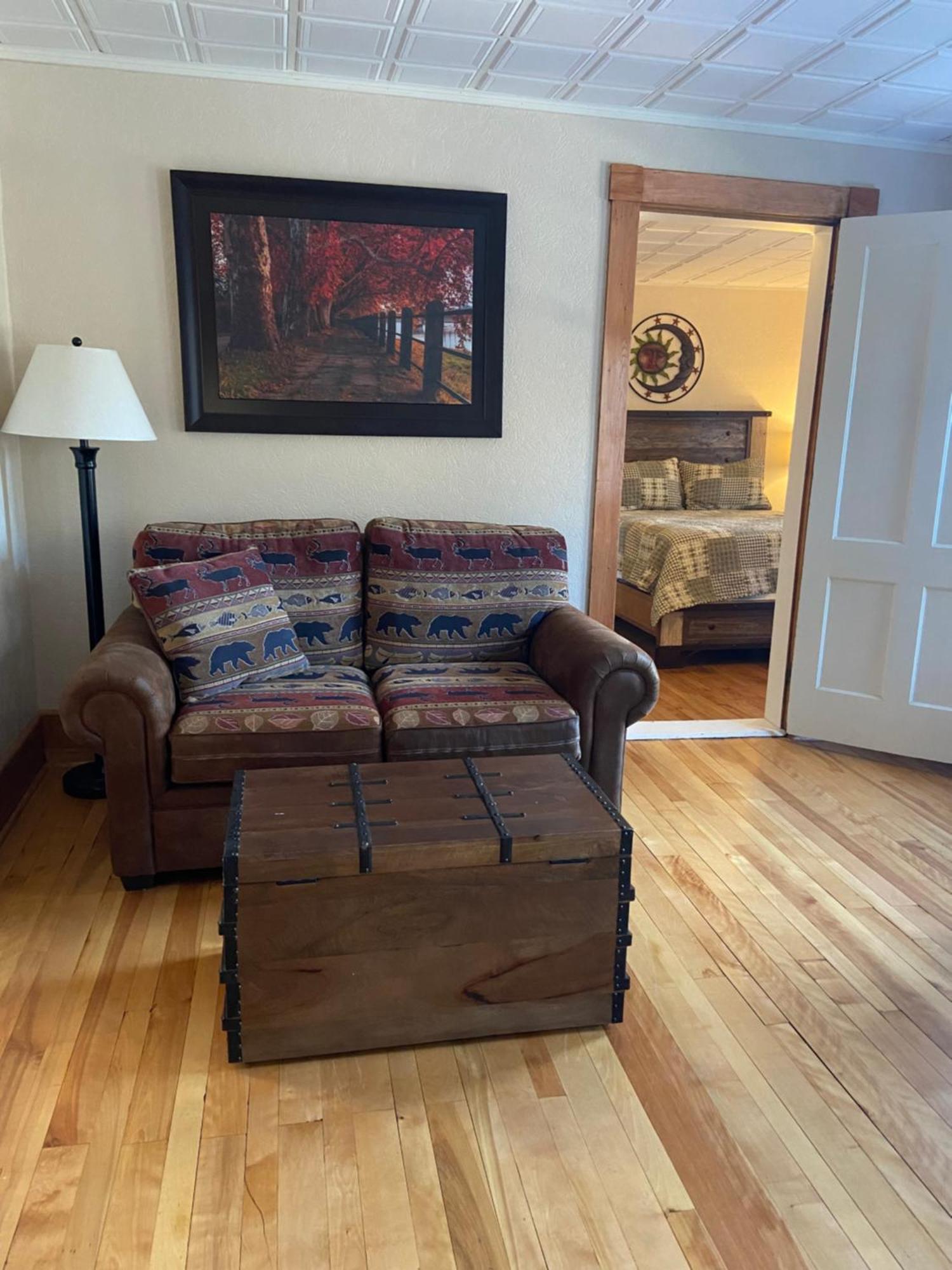 Tavern - Country Suite Newport Luaran gambar