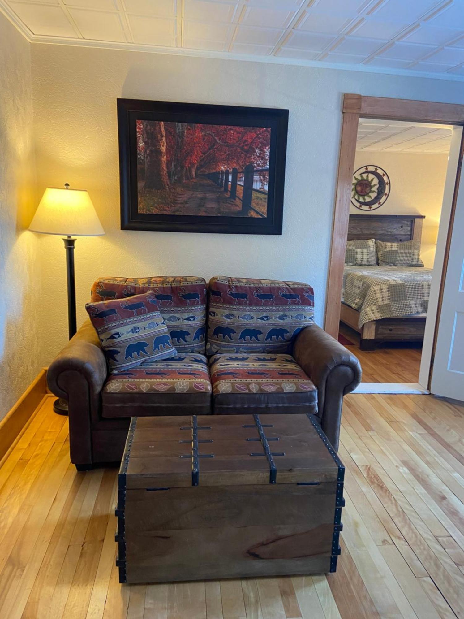 Tavern - Country Suite Newport Luaran gambar